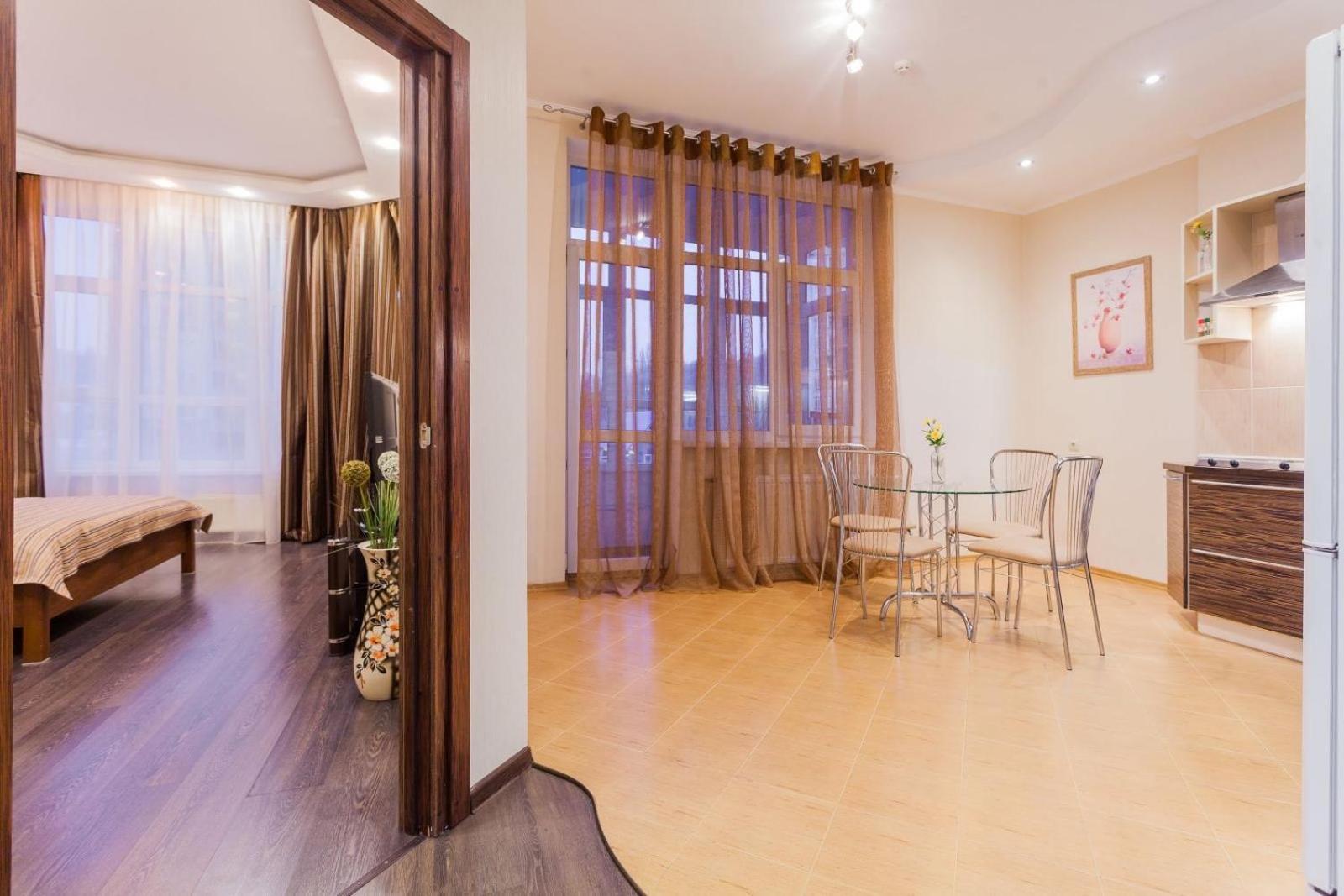Navit Apartments With Breakfast,Near The Railway Station, The City Center, The Park Kiev Eksteriør billede